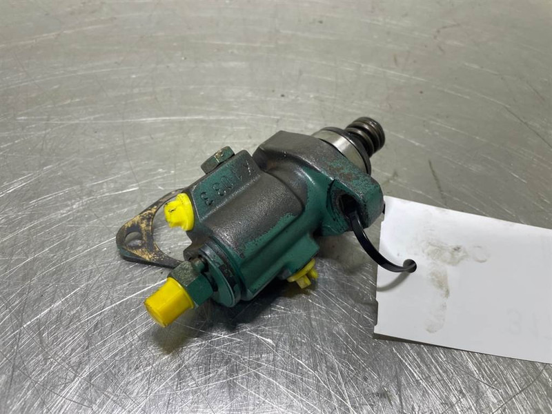 Volvo L30B-Deutz TD2011L04I-04286967-Fuel injection pump - Variklis - Statybinė technika: foto 3 Volvo L30B-Deutz TD2011L04I-04286967-Fuel injection pump - Variklis - Statybinė technika: foto 3