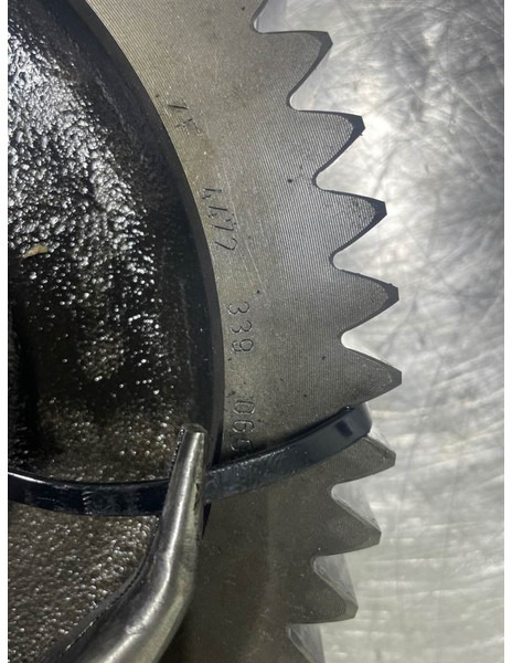 Volvo L30B-VOE17399621-ZF AV-230-Gear/Zahnrad/Tandwiel - Ašis ir dalys - Statybinė technika: foto 5 Volvo L30B-VOE17399621-ZF AV-230-Gear/Zahnrad/Tandwiel - Ašis ir dalys - Statybinė technika: foto 5