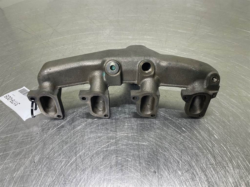 Volvo L30B-Z/X-Deutz TD2011L04I-04286407-Intake manifold - Variklis - Statybinė technika: foto 3 Volvo L30B-Z/X-Deutz TD2011L04I-04286407-Intake manifold - Variklis - Statybinė technika: foto 3