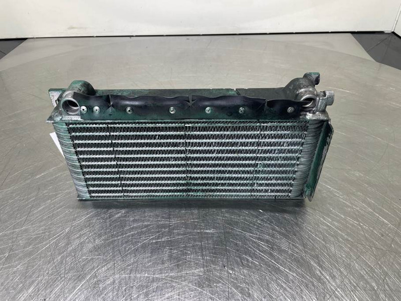 Volvo L30B-Z/X-Deutz TD2011L04I-Cooler/Kühler/Koeler - Variklis - Statybinė technika: foto 3 Volvo L30B-Z/X-Deutz TD2011L04I-Cooler/Kühler/Koeler - Variklis - Statybinė technika: foto 3