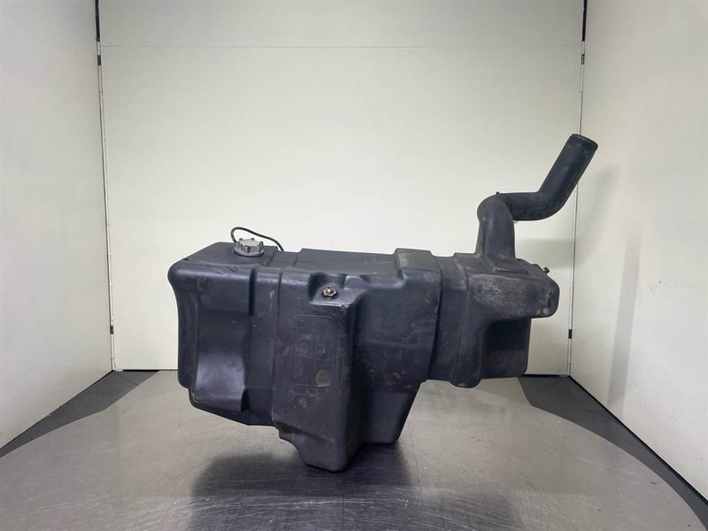 Volvo L30B-Z/X-VOE11306084-Fuel tank/Kraftstofftank - Rėmas/ Važiuoklė - Statybinė technika: foto 1 Volvo L30B-Z/X-VOE11306084-Fuel tank/Kraftstofftank - Rėmas/ Važiuoklė - Statybinė technika: foto 1