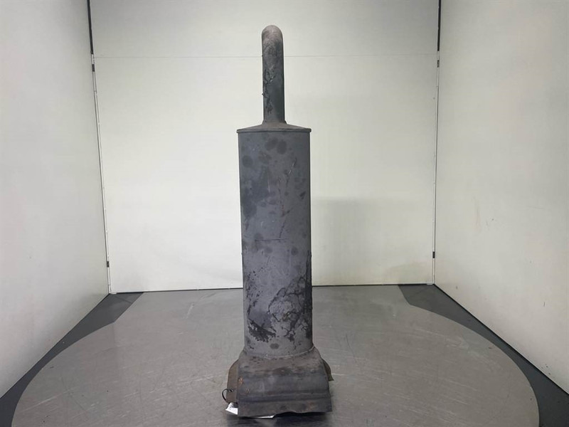 Volvo L30B-ZM2810936/ZM2878810-Exhaust/Auspuff/Uitlaat - Variklis - Statybinė technika: foto 2 Volvo L30B-ZM2810936/ZM2878810-Exhaust/Auspuff/Uitlaat - Variklis - Statybinė technika: foto 2