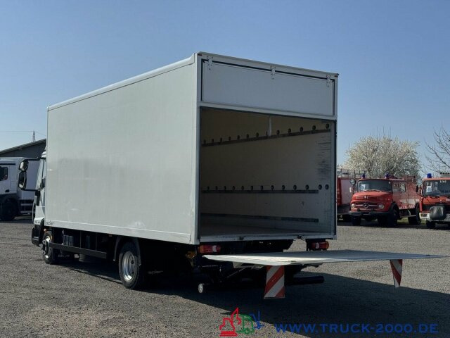 Iveco 75E18 Koffer & LBW original NUR 139.373 Km - Furgonas su krovinių dėže: foto 3 Iveco 75E18 Koffer & LBW original NUR 139.373 Km - Furgonas su krovinių dėže: foto 3