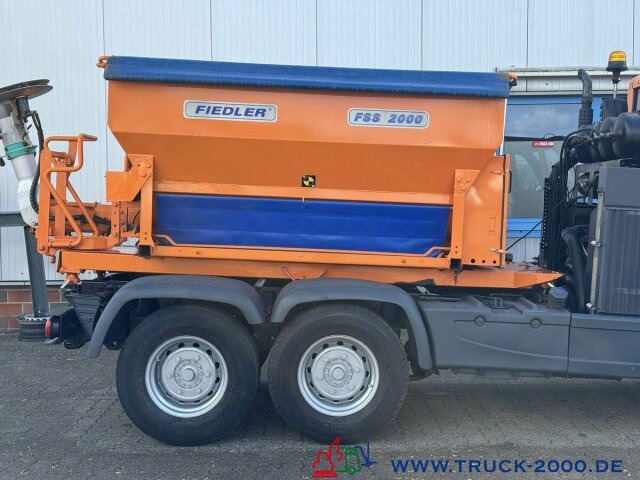Multicar M30 6x4 3 Achsen Winterdienst Schild +Streuer - Komercinis automobilis: foto 3 Multicar M30 6x4 3 Achsen Winterdienst Schild +Streuer - Komercinis automobilis: foto 3