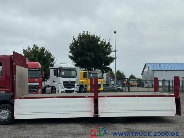 Mercedes-Benz Atego 923 3 Sitze + Klima + AHK + NUR 60.153 Km - Platforminis/ Bortinis sunkvežimis: foto 2 Mercedes-Benz Atego 923 3 Sitze + Klima + AHK + NUR 60.153 Km - Platforminis/ Bortinis sunkvežimis: foto 2