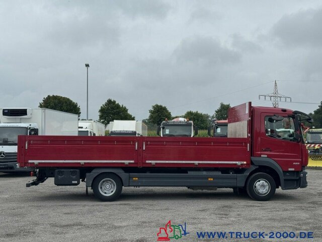 Mercedes-Benz Atego 923 3 Sitze + Klima + AHK + NUR 60.153 Km - Platforminis/ Bortinis sunkvežimis: foto 5 Mercedes-Benz Atego 923 3 Sitze + Klima + AHK + NUR 60.153 Km - Platforminis/ Bortinis sunkvežimis: foto 5