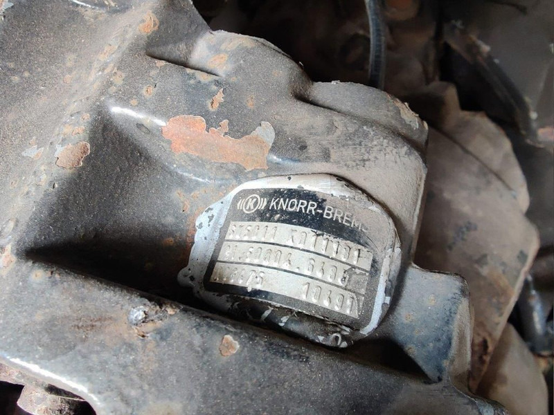 MAN Remklauwen / Brake calipers F2000 / TGA - Stabdžių suportas - Sunkvežimis: foto 5 MAN Remklauwen / Brake calipers F2000 / TGA - Stabdžių suportas - Sunkvežimis: foto 5