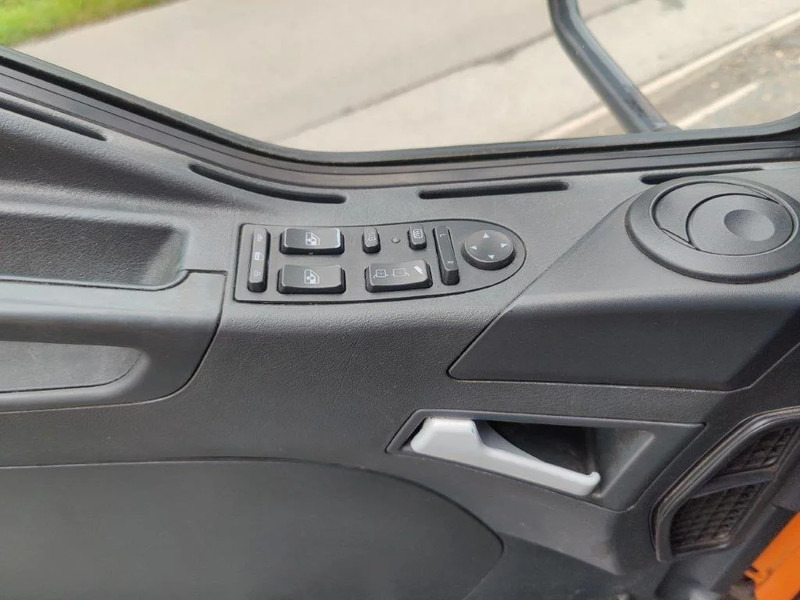 Šiukšliavežis MAN TGA 26.320 6x2 garbage truck ZOELLER: foto 13 Šiukšliavežis MAN TGA 26.320 6x2 garbage truck ZOELLER: foto 13