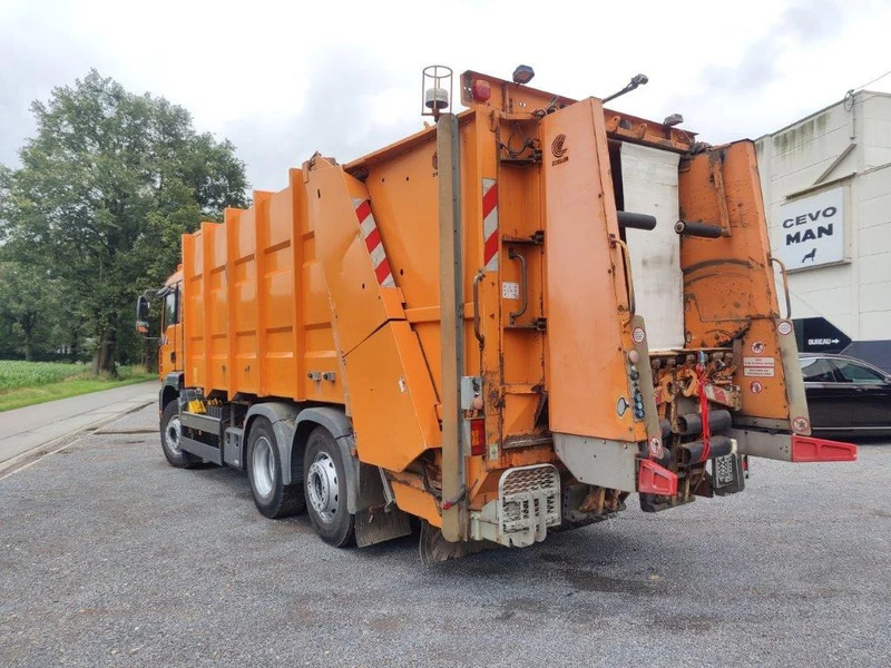 MAN TGA 26.320 6x2 garbage truck ZOELLER - Šiukšliavežis: foto 4 MAN TGA 26.320 6x2 garbage truck ZOELLER - Šiukšliavežis: foto 4