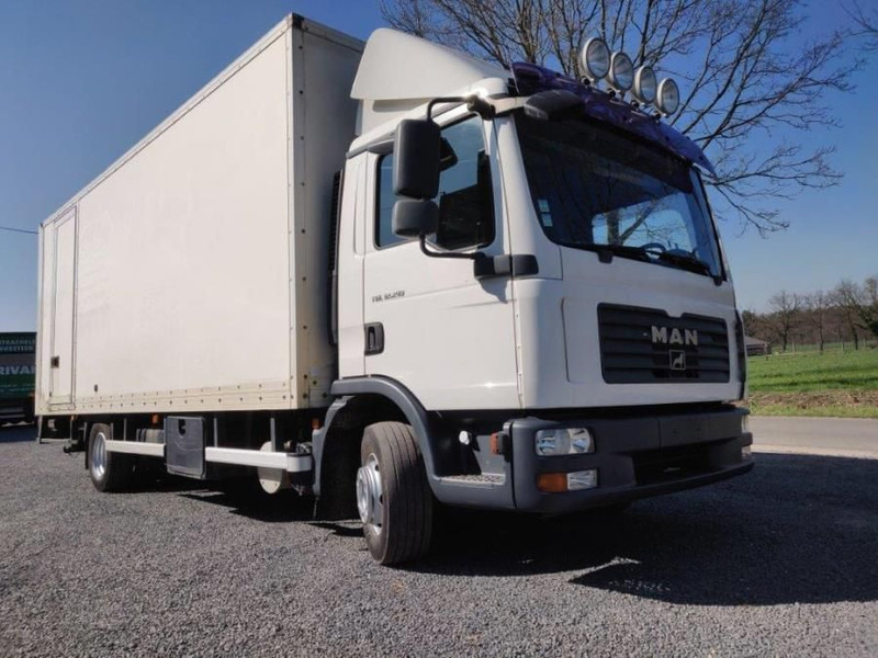 MAN TGL 12.210 Automaat euro4 - Furgonas sunkvežimis: foto 2 MAN TGL 12.210 Automaat euro4 - Furgonas sunkvežimis: foto 2