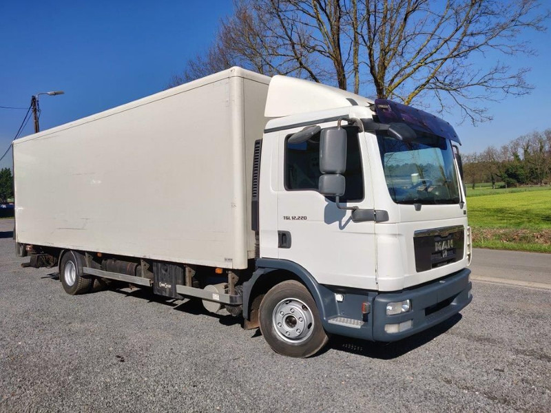 MAN TGL 12.220 TGL 12.220 bakwagen met laadklep euro5 - Furgonas sunkvežimis: foto 2 MAN TGL 12.220 TGL 12.220 bakwagen met laadklep euro5 - Furgonas sunkvežimis: foto 2