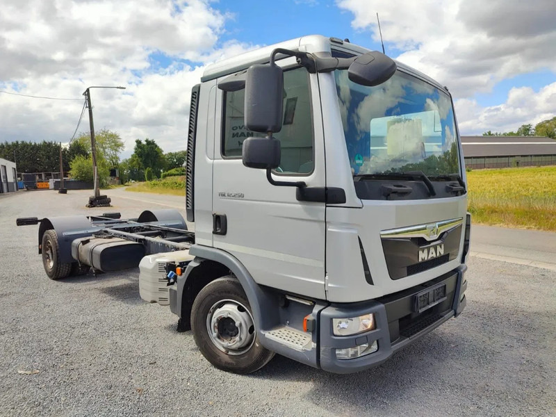 MAN TGL 12.250 Chassis cabine Euro6 - Važiuoklės sunkvežimis: foto 1 MAN TGL 12.250 Chassis cabine Euro6 - Važiuoklės sunkvežimis: foto 1