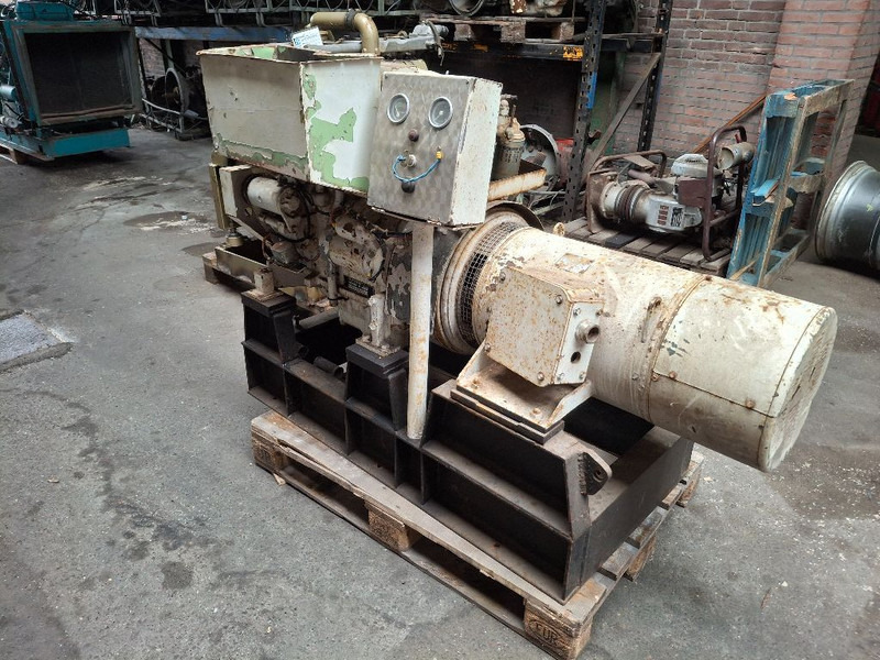 Deutz F3L912 - Atsarginės dalys: foto 3 Deutz F3L912 - Atsarginės dalys: foto 3