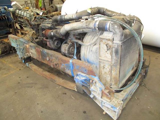 Cummins L10-325 - Variklis - Sunkvežimis: foto 3 Cummins L10-325 - Variklis - Sunkvežimis: foto 3