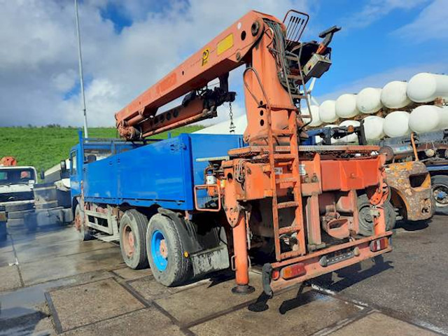 MAN 26.280 DF 6X4 PALFINGER CRANE - Platforminis/ Bortinis sunkvežimis: foto 4 MAN 26.280 DF 6X4 PALFINGER CRANE - Platforminis/ Bortinis sunkvežimis: foto 4