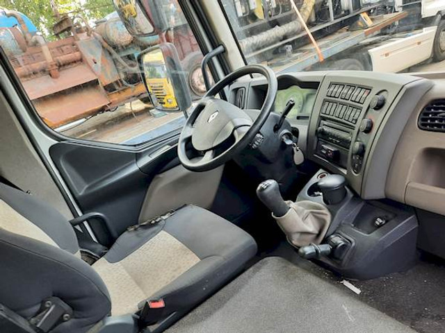 Renault MIDLUM 220 - Važiuoklės sunkvežimis: foto 4 Renault MIDLUM 220 - Važiuoklės sunkvežimis: foto 4