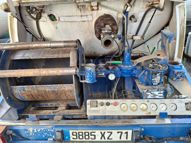 Renault PREMIUM 270 GAS / LPG - Autocisterna: foto 5 Renault PREMIUM 270 GAS / LPG - Autocisterna: foto 5