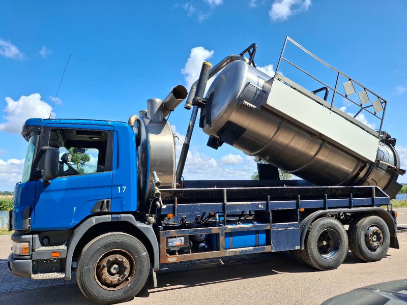 Scania P114 GB6X2*4 NA 90190 - Asenizatorius: foto 1 Scania P114 GB6X2*4 NA 90190 - Asenizatorius: foto 1