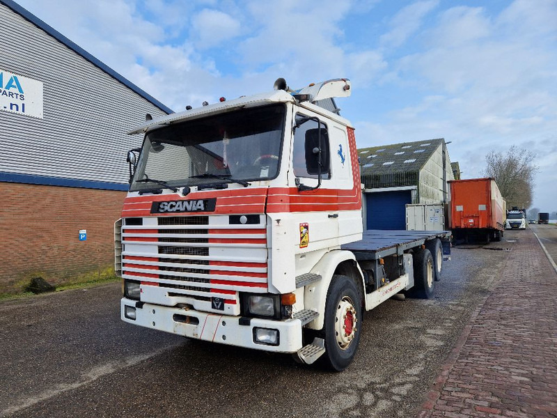 Scania R 142 H 6X2 V8 - Platforminis/ Bortinis sunkvežimis: foto 1 Scania R 142 H 6X2 V8 - Platforminis/ Bortinis sunkvežimis: foto 1