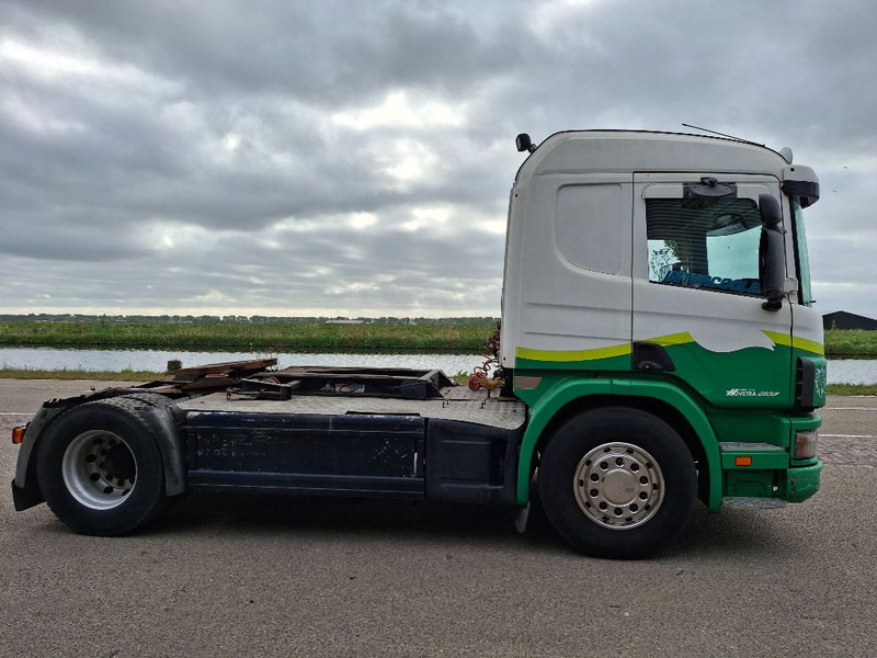 Scania P114 LA4X2 NA 7115 - Vilkikas: foto 4 Scania P114 LA4X2 NA 7115 - Vilkikas: foto 4