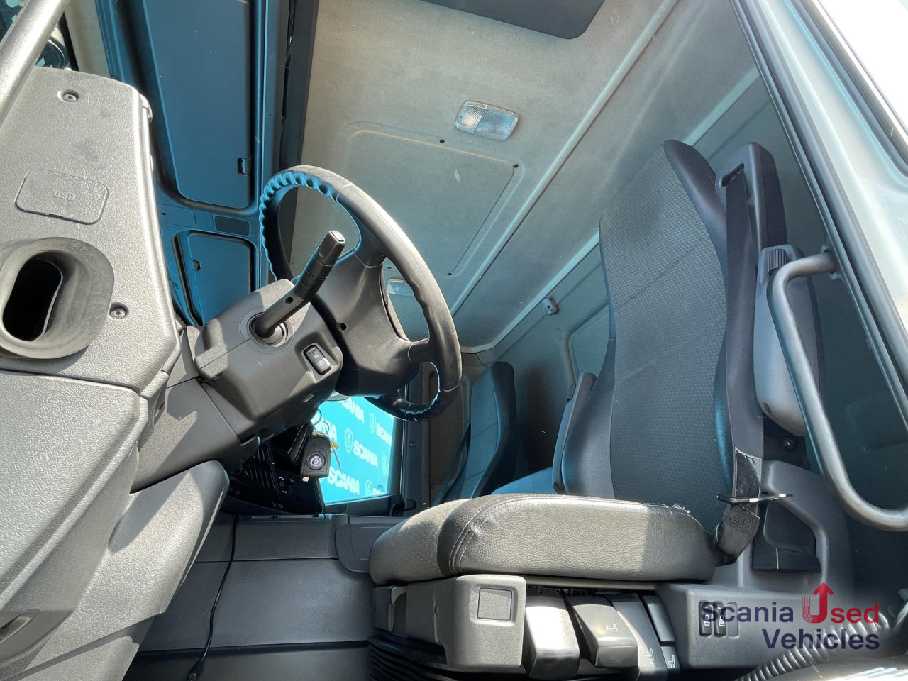 SCANIA P 250 DB4x2MNB SIDE DOORS FULL AIR 250X246X250CM - Furgonas sunkvežimis: foto 5 SCANIA P 250 DB4x2MNB SIDE DOORS FULL AIR 250X246X250CM - Furgonas sunkvežimis: foto 5