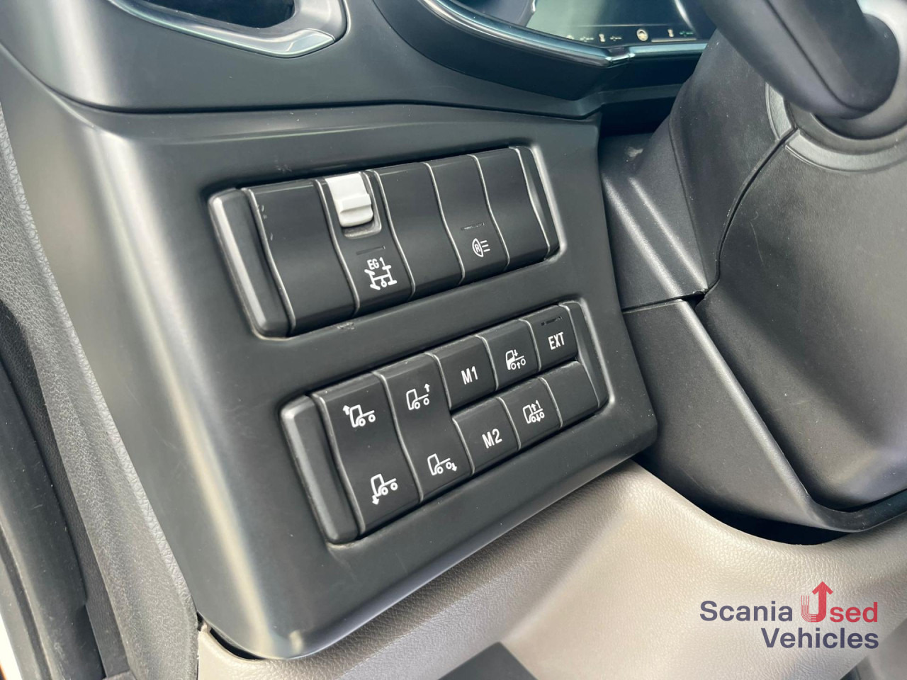 SCANIA R 500 B6x2NB HOOKLIFT 20T RETARDER FULL-AIR 9T - Važiuoklės sunkvežimis: foto 4 SCANIA R 500 B6x2NB HOOKLIFT 20T RETARDER FULL-AIR 9T - Važiuoklės sunkvežimis: foto 4