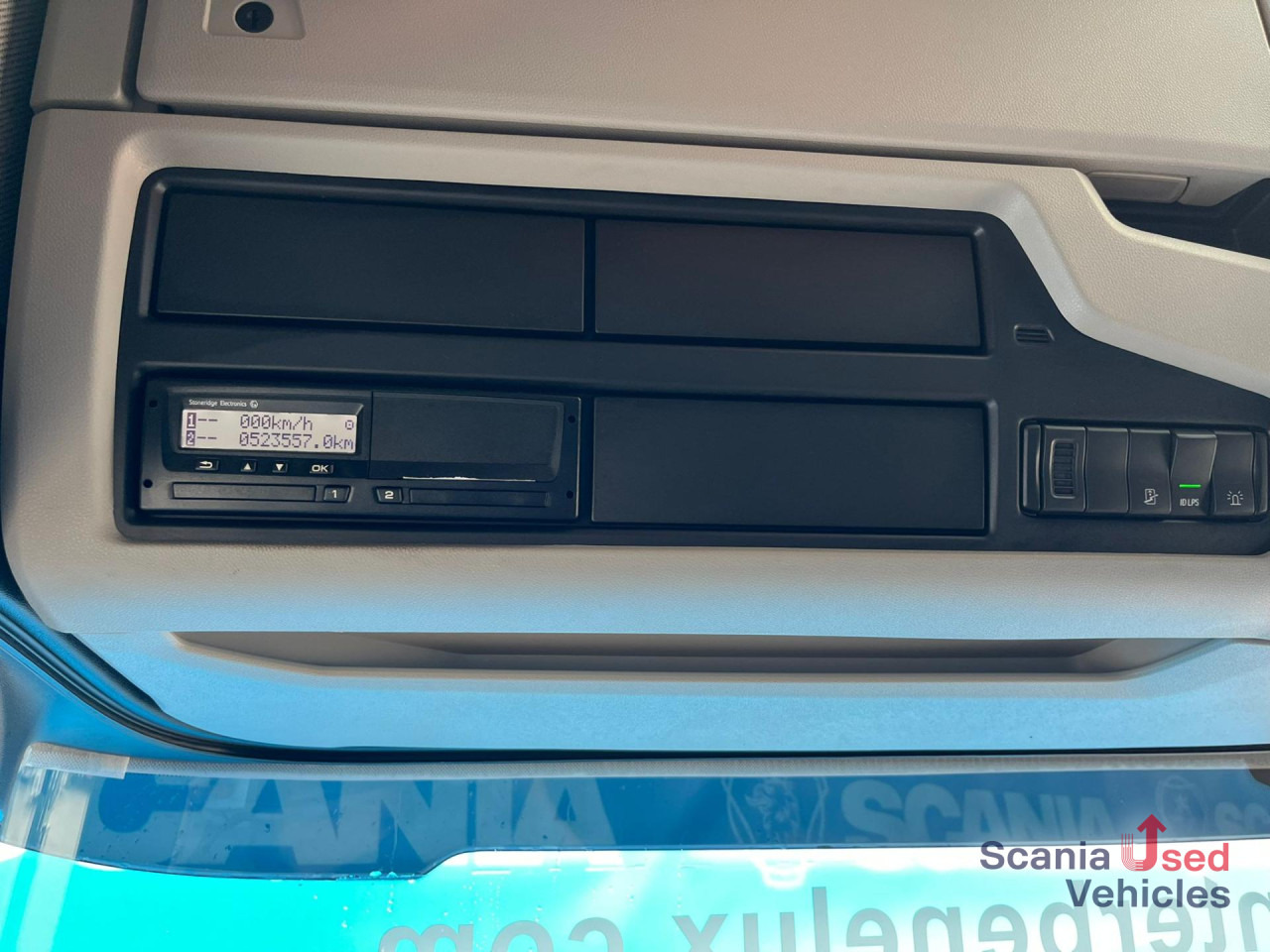 Vilkikas SCANIA R 410 A4x2NA RETARDER NAVI: foto 7 Vilkikas SCANIA R 410 A4x2NA RETARDER NAVI: foto 7