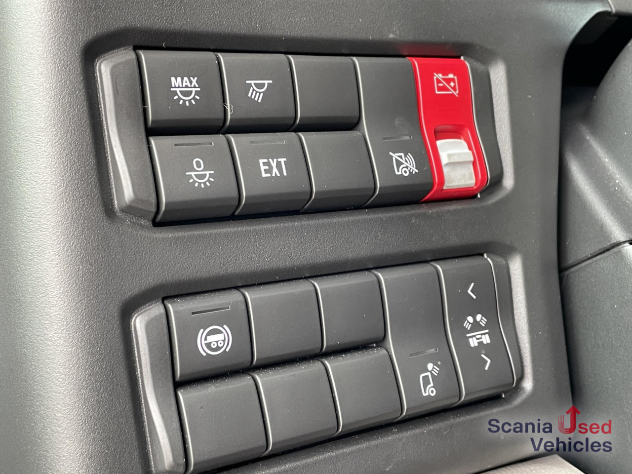SCANIA R 460 A4x2EB MEGA RETARDER DIFF-L 48DKM SMART2 - Vilkikas: foto 4 SCANIA R 460 A4x2EB MEGA RETARDER DIFF-L 48DKM SMART2 - Vilkikas: foto 4