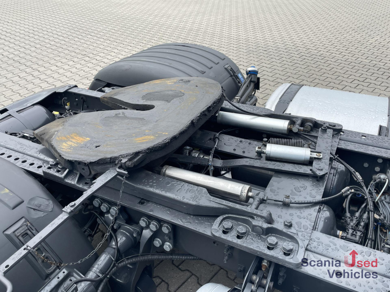 SCANIA R 460 A4x2EB RETARDER P-AIRCO MEGA VECTO 3 - Vilkikas: foto 3 SCANIA R 460 A4x2EB RETARDER P-AIRCO MEGA VECTO 3 - Vilkikas: foto 3