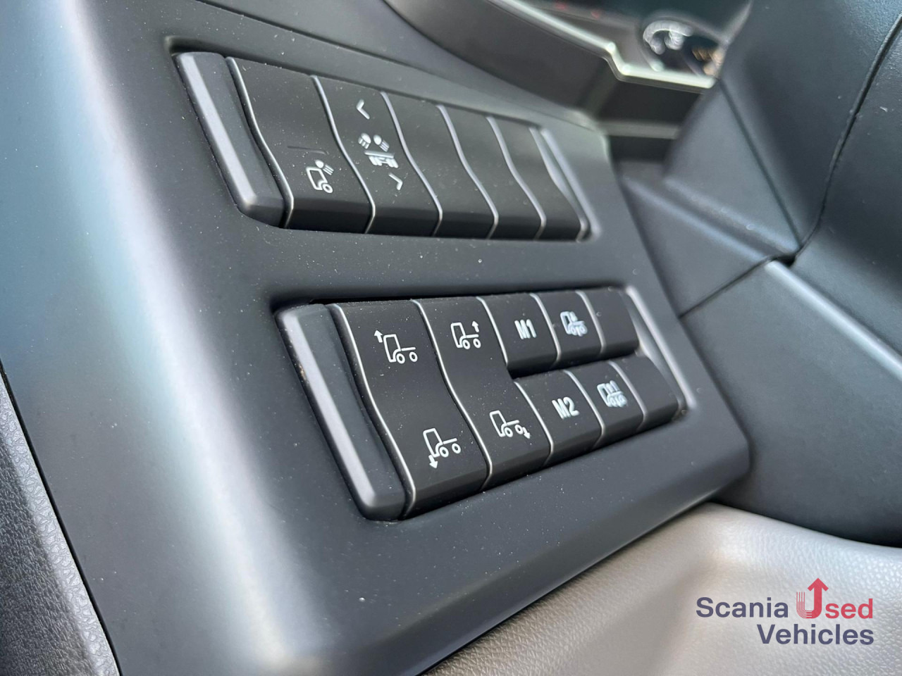 SCANIA S 500 A4x2NB RETARDER DIFF-L PARK AIRCO FULL AIR - Vilkikas: foto 3 SCANIA S 500 A4x2NB RETARDER DIFF-L PARK AIRCO FULL AIR - Vilkikas: foto 3