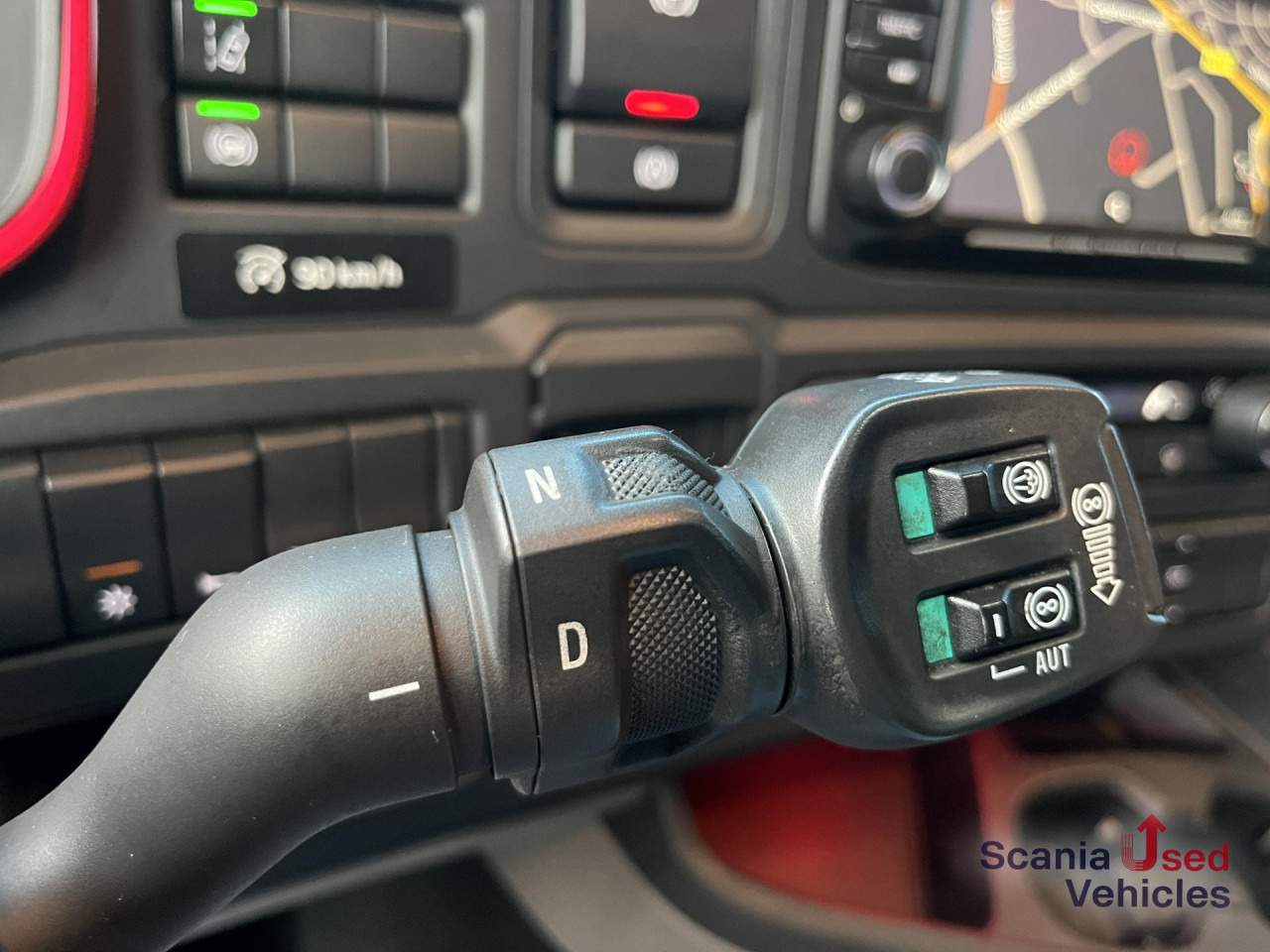 SCANIA S 520 A4x2NB V8 RETARDER DIFF-L FULL AIR 9T P-AIRC - Vilkikas: foto 4 SCANIA S 520 A4x2NB V8 RETARDER DIFF-L FULL AIR 9T P-AIRC - Vilkikas: foto 4