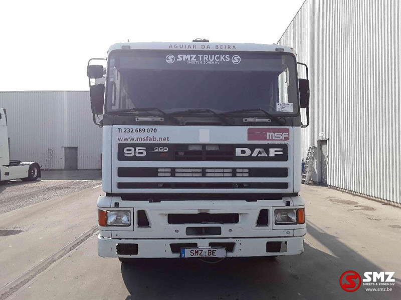DAF 95 360 ATI lames hiab 125 Steel top - Platforminis/ Bortinis sunkvežimis, Sunkvežimis su kranu: foto 2 DAF 95 360 ATI lames hiab 125 Steel top - Platforminis/ Bortinis sunkvežimis, Sunkvežimis su kranu: foto 2