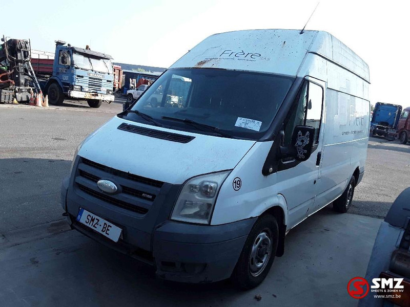 Ford Transit - Furgonas su krovinių dėže: foto 3 Ford Transit - Furgonas su krovinių dėže: foto 3