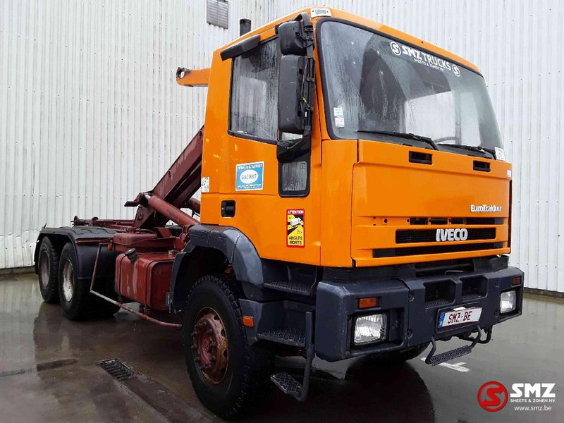 Iveco Trakker 260 E 34 6x4 francais - Konteineris-vežimus/ Sukeisti kūną sunkvežimis: foto 1 Iveco Trakker 260 E 34 6x4 francais - Konteineris-vežimus/ Sukeisti kūną sunkvežimis: foto 1