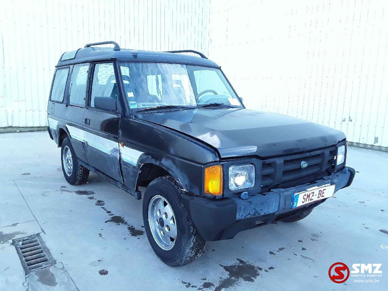 Land Rover Defender - Lengvasis automobilis: foto 1 Land Rover Defender - Lengvasis automobilis: foto 1