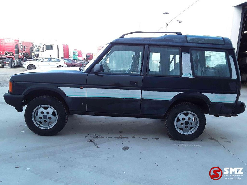 Land Rover Defender - Lengvasis automobilis: foto 5 Land Rover Defender - Lengvasis automobilis: foto 5