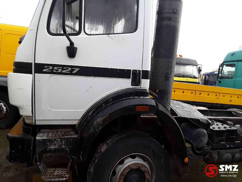 Mercedes-Benz 2527 6x4motor slecht - Važiuoklės sunkvežimis: foto 3 Mercedes-Benz 2527 6x4motor slecht - Važiuoklės sunkvežimis: foto 3