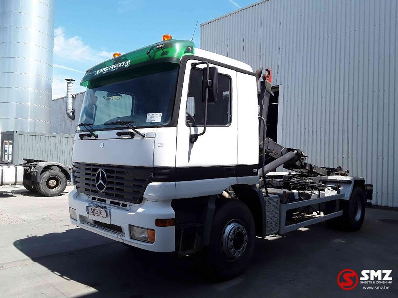 Mercedes-Benz Actros 1831 manual lames airco belgium truck - Konteineris-vežimus/ Sukeisti kūną sunkvežimis: foto 3 Mercedes-Benz Actros 1831 manual lames airco belgium truck - Konteineris-vežimus/ Sukeisti kūną sunkvežimis: foto 3