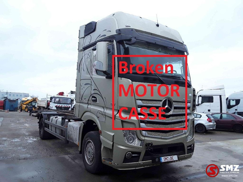 Mercedes-Benz Actros 1851 motor KO broken casse - Konteineris-vežimus/ Sukeisti kūną sunkvežimis: foto 1 Mercedes-Benz Actros 1851 motor KO broken casse - Konteineris-vežimus/ Sukeisti kūną sunkvežimis: foto 1
