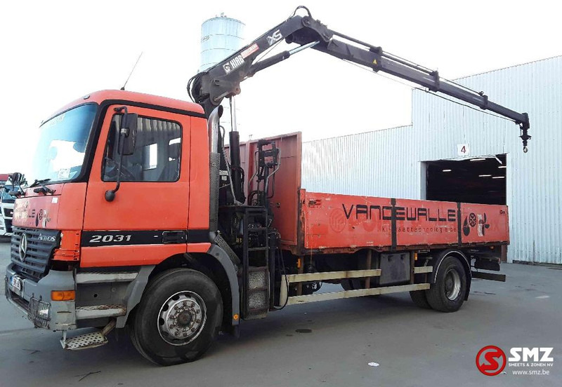 Mercedes-Benz Actros 2031 atlas 144b3 remote lames - Platforminis/ Bortinis sunkvežimis, Sunkvežimis su kranu: foto 4 Mercedes-Benz Actros 2031 atlas 144b3 remote lames - Platforminis/ Bortinis sunkvežimis, Sunkvežimis su kranu: foto 4