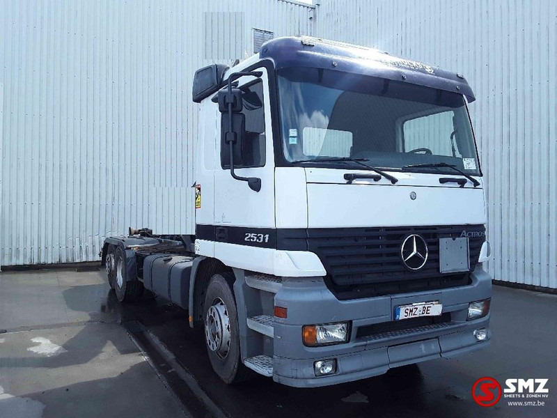 Mercedes-Benz Actros 2531 francais - Važiuoklės sunkvežimis: foto 1 Mercedes-Benz Actros 2531 francais - Važiuoklės sunkvežimis: foto 1