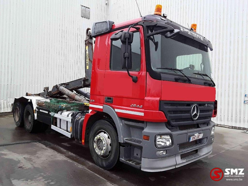 Mercedes-Benz Actros 2644 6x4 lames zps - Konteineris-vežimus/ Sukeisti kūną sunkvežimis: foto 1 Mercedes-Benz Actros 2644 6x4 lames zps - Konteineris-vežimus/ Sukeisti kūną sunkvežimis: foto 1