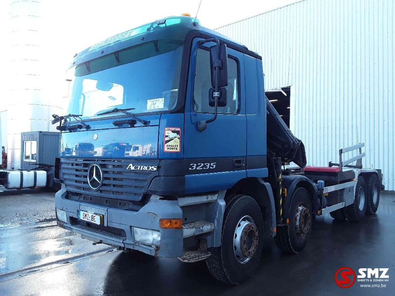 Mercedes-Benz Actros 3235 hiab 166d-3 - Platforminis/ Bortinis sunkvežimis, Sunkvežimis su kranu: foto 3 Mercedes-Benz Actros 3235 hiab 166d-3 - Platforminis/ Bortinis sunkvežimis, Sunkvežimis su kranu: foto 3