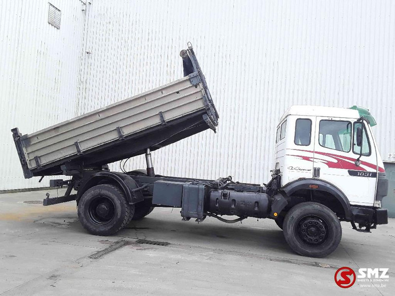 Mercedes-Benz SK 1820 4x4 - Savivartis sunkvežimis: foto 4 Mercedes-Benz SK 1820 4x4 - Savivartis sunkvežimis: foto 4