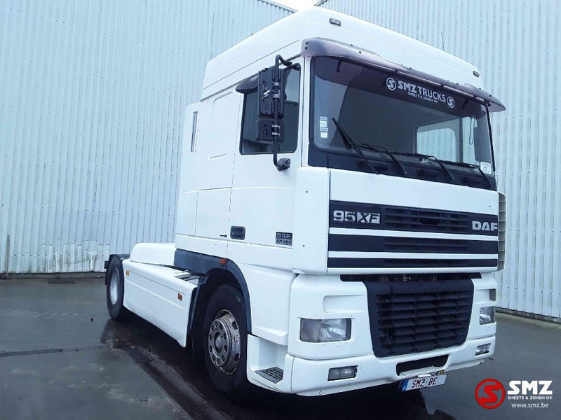 DAF 95 XF 480 Spacecab intarder - Vilkikas: foto 1 DAF 95 XF 480 Spacecab intarder - Vilkikas: foto 1