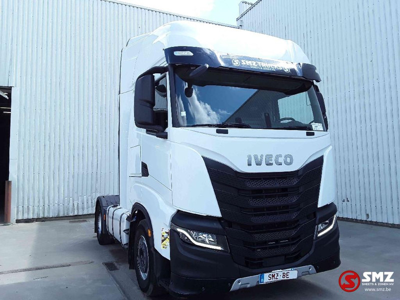 Iveco S-WAY 510 intarder 280000 km - Vilkikas: foto 1 Iveco S-WAY 510 intarder 280000 km - Vilkikas: foto 1