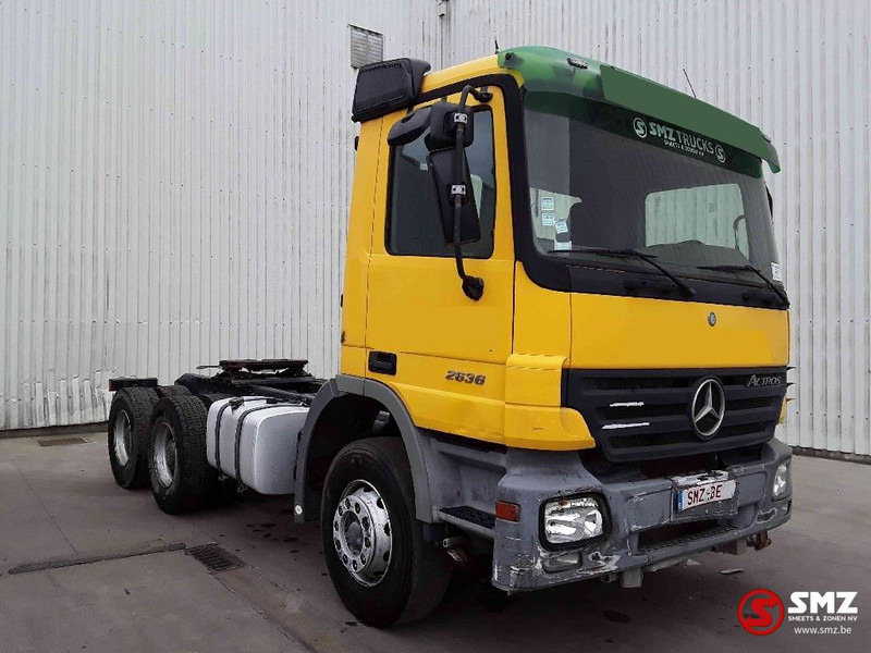 Mercedes-Benz Actros 2636 6x4 steel lames EPS - Vilkikas: foto 1 Mercedes-Benz Actros 2636 6x4 steel lames EPS - Vilkikas: foto 1
