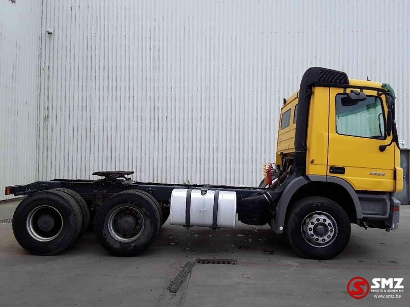 Mercedes-Benz Actros 2636 6x4 steel lames EPS - Vilkikas: foto 4 Mercedes-Benz Actros 2636 6x4 steel lames EPS - Vilkikas: foto 4