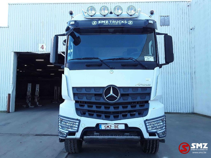 Mercedes-Benz Arocs 2051 4x4 Retarder NO hydrodrive!! - Vilkikas: foto 2 Mercedes-Benz Arocs 2051 4x4 Retarder NO hydrodrive!! - Vilkikas: foto 2