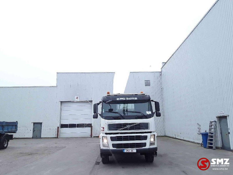Volvo FM 6x4 - Platforminis/ Bortinis sunkvežimis, Sunkvežimis su kranu: foto 2 Volvo FM 6x4 - Platforminis/ Bortinis sunkvežimis, Sunkvežimis su kranu: foto 2